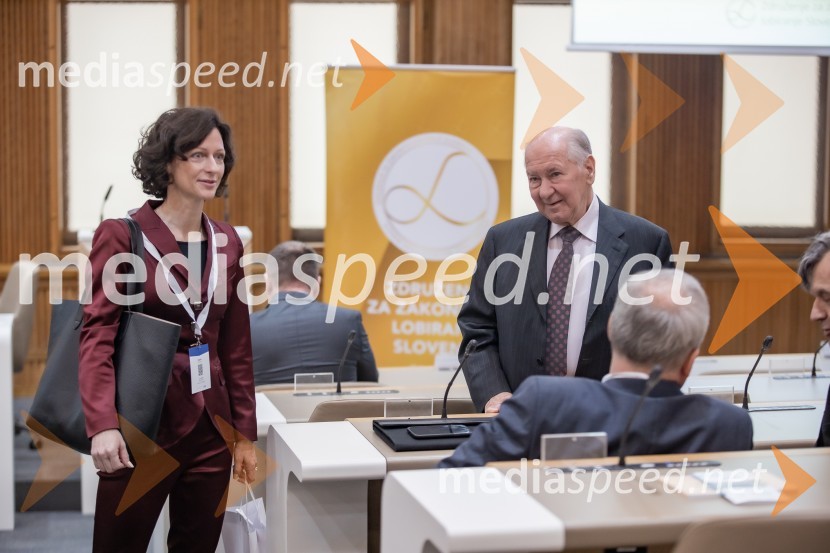  Saša Mrak, izvršna direktorica Združenja Manager;  Boris Cizelj, predsednik Društva za ekonomijo znanja in profesor na DOBA in Alma Mater Europaea fakultetiMednarodni PACE dogodek v soorganizaciji Združenja za zakonito lobiranje