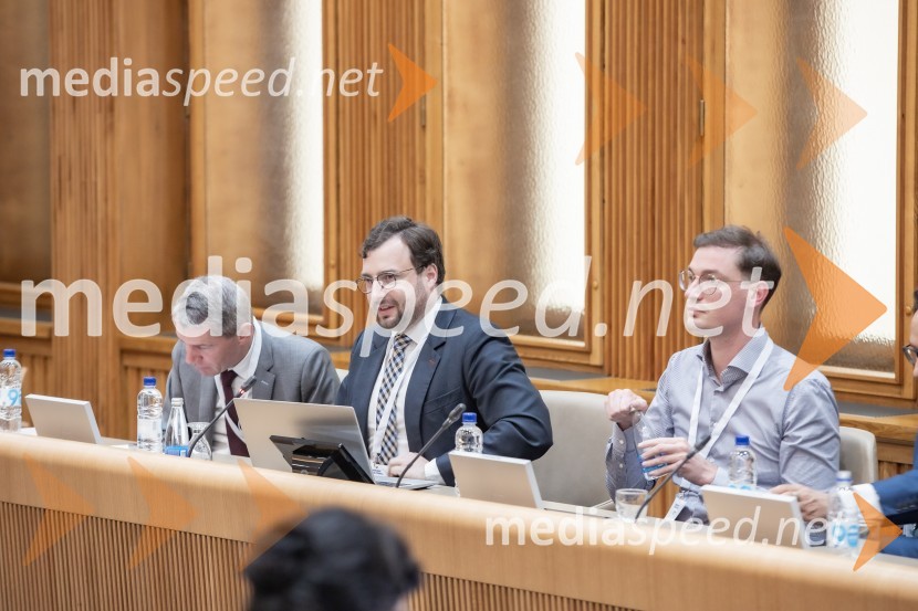  Dominik Meier, predsednik nemškega združenja za lobiranje de'ge'pol;  Vaclav Nekvapil, predsednik češkega združenja lobistov APA;  Matti Van Hacke, predsednik belgijskega lobističnega združenja BepactMednarodni PACE dogodek v soorganizaciji Združenja za zakonito lobiranje