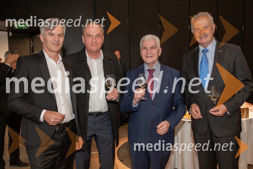  ... ;  Janez Podobnik, direktor ECPD Inštitut; prof. dr. Ludvik Toplak,  predsednik Alma Mater Europaea, nekdanji rektor UM;  ... Sprejem na Ljubljanskem gradu pri podžupanu Dejanu Crneku v okviru mednarodnega PACE dogodka