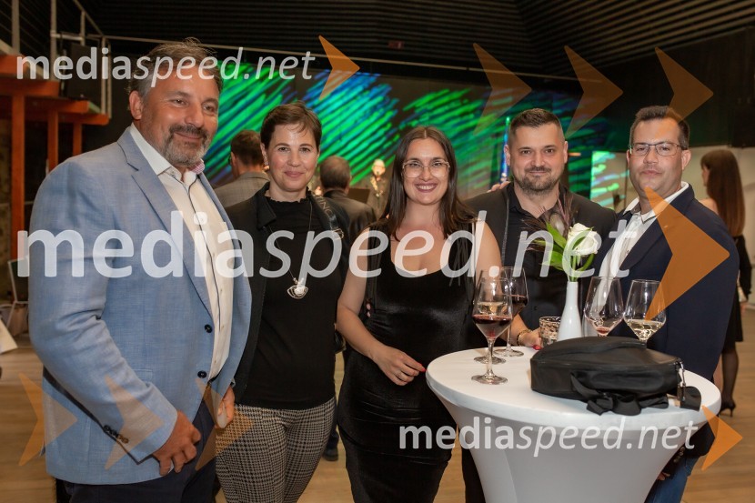  ... ;  ... ;  Hermina Steržaj, odgovorna za organizacijo, MCPA SI;  ... ;  ... Sprejem na Ljubljanskem gradu pri podžupanu Dejanu Crneku v okviru mednarodnega PACE dogodka