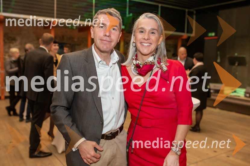  ... ;  Maria Rosa Rotondo, predsednica, PACESprejem na Ljubljanskem gradu pri podžupanu Dejanu Crneku v okviru mednarodnega PACE dogodka