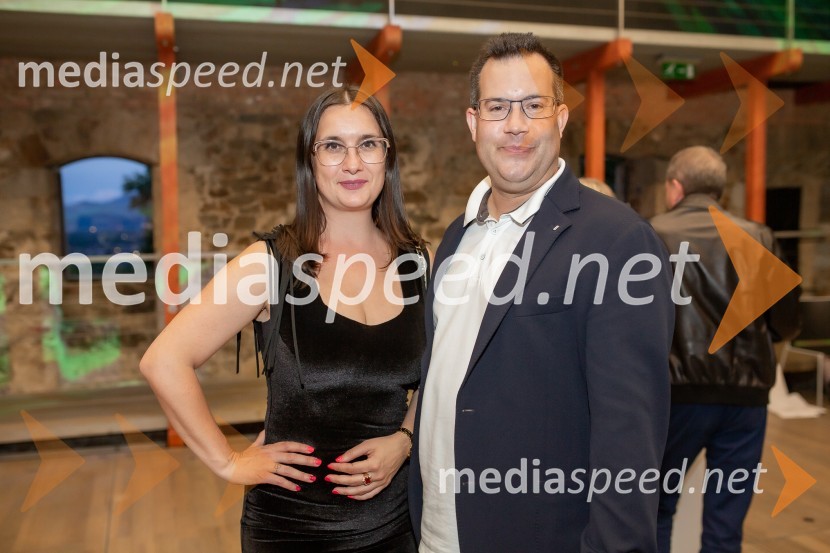  Hermina Steržaj, odgovorna za organizacijo, MCPA SI;  ... Sprejem na Ljubljanskem gradu pri podžupanu Dejanu Crneku v okviru mednarodnega PACE dogodka