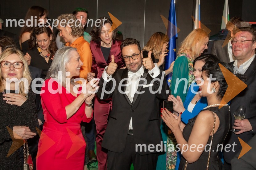  Maria Rosa Rotondo, predsednica, PACE;  Mihael Cigler, mednarodni registrirani lobist in predsednik združenja lobistov, direktor mednarodnega podjetja MC Public Affairs v LondonuSprejem na Ljubljanskem gradu pri podžupanu Dejanu Crneku v okviru mednarodnega PACE dogodka