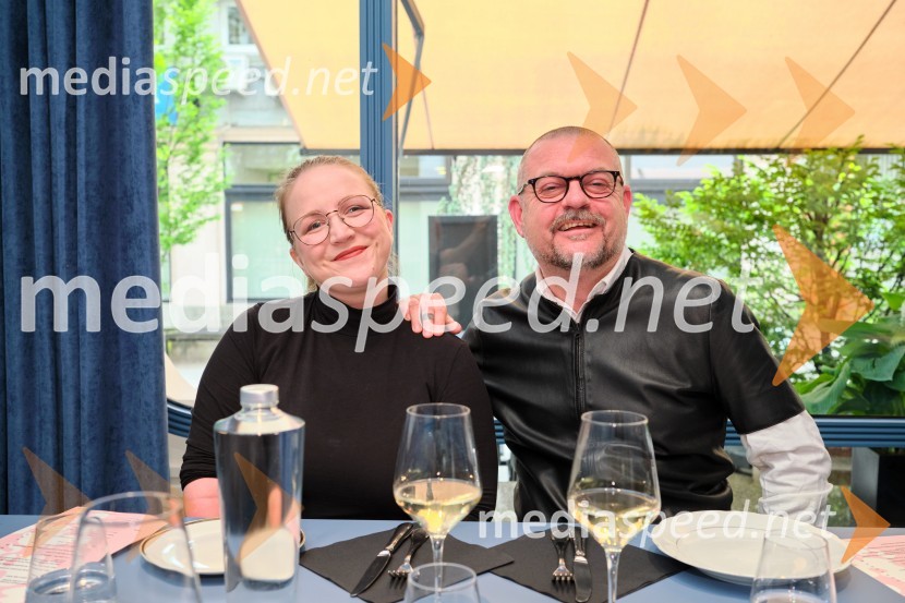  ... ;  Aleš Čakš, odgovorni urednik revije Finance TrendiAFTR, otvoritev nove sodobne restavracije Jorga Zupana in Matjaža Ivanca