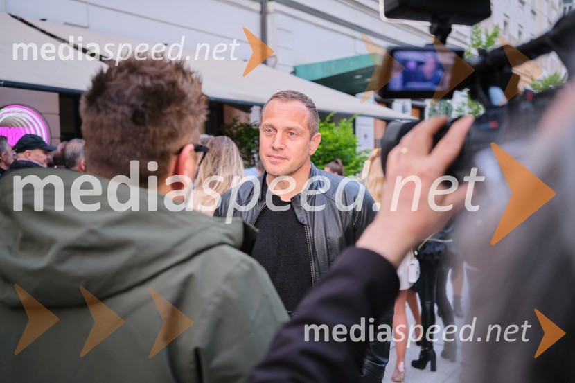  Nejc Simšič, novinar;  Jure Košir, nekdanji smučarAFTR, otvoritev nove sodobne restavracije Jorga Zupana in Matjaža Ivanca