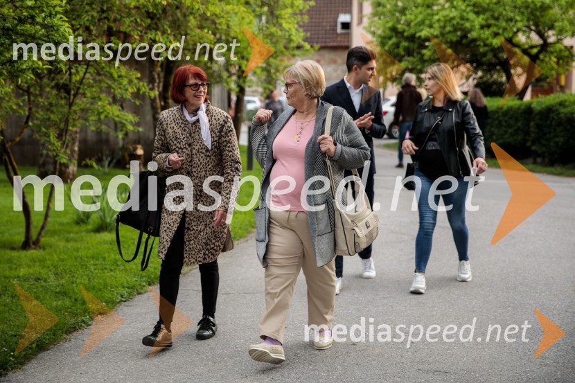 Ana Roš Stojan v skednju Škrabčeve domačije