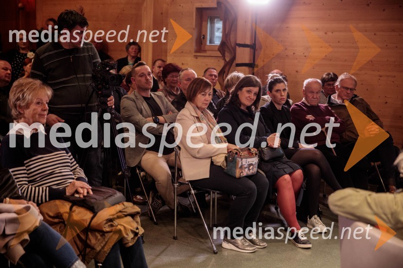 Ana Roš Stojan v skednju Škrabčeve domačije