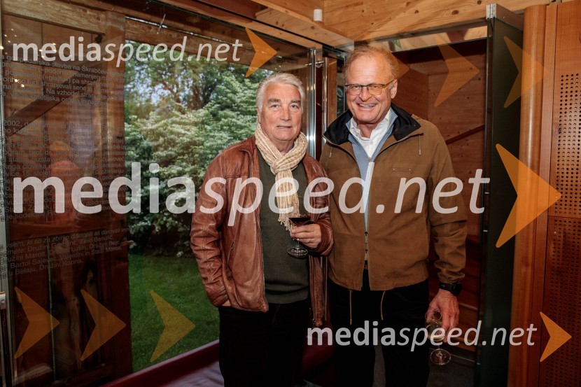  ... ;  Janez  Škrabec, direktor Riko d.o.o.Ana Roš Stojan v skednju Škrabčeve domačije