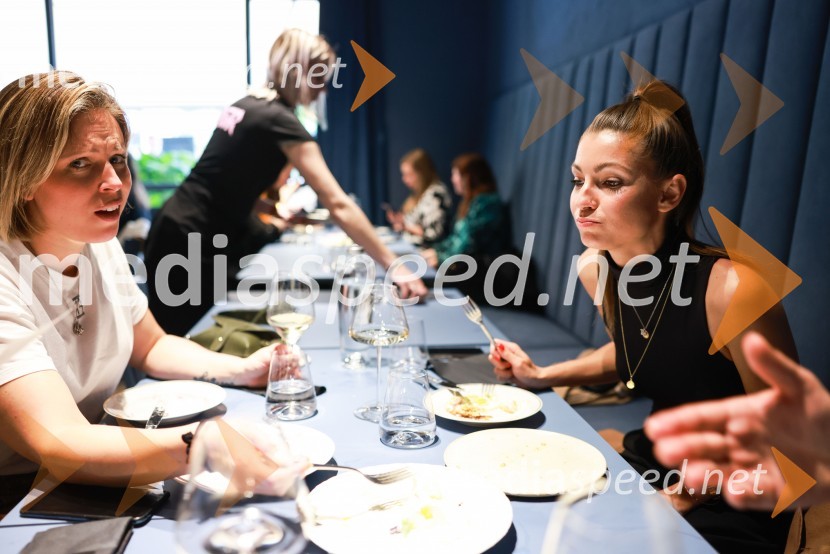  Manja Stević, voditeljica, Jutro na Planetu;  Monika Zorčič, TV3AFTR, otvoritev nove sodobne restavracije Jorga Zupana in Matjaža Ivanca