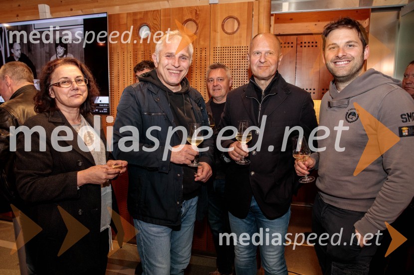 Ana Roš Stojan v skednju Škrabčeve domačije