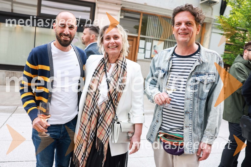  Lior  Kochavy , ustanovitelj Odprte kuhne;  Petra Aršič,  svetovalka predsednika republike za organiziranje dogodkov;  ... AFTR, otvoritev nove sodobne restavracije Jorga Zupana in Matjaža Ivanca