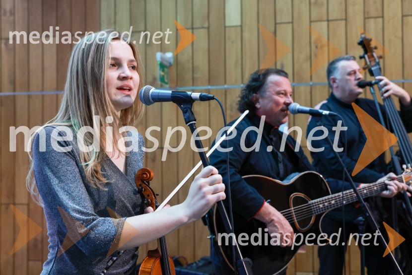  Ajda Pušaver, glasbena skupina Gemaj;  Boštjan Pušaver, glasbena skupina GemajPrireditev ob občinskem prazniku Občine Selnica ob Dravi