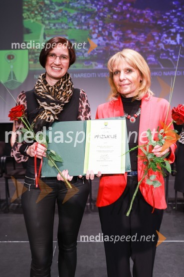  Martina Jaunik, Osnovna šola Selnica ob Dravi, vodja vrtca Kobanček;  Manja Kokalj, ravnateljica, Osnovna šola Selnica ob DraviPrireditev ob občinskem prazniku Občine Selnica ob Dravi