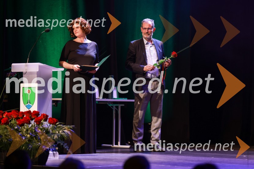  Vlasta Krmelj, županja, Občina Selnica ob Dravi;  Jurij Lep, predsednik komisije za podelitev priznanj in nagrad občine Selnica ob DraviPrireditev ob občinskem prazniku Občine Selnica ob Dravi