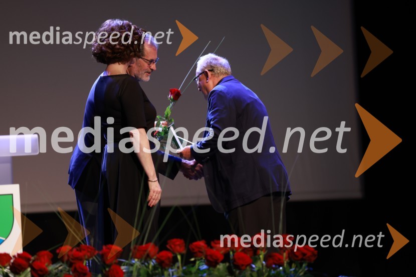  Vlasta Krmelj, županja, Občina Selnica ob Dravi;  Jurij Lep, predsednik komisije za podelitev priznanj in nagrad občine Selnica ob Dravi;  Marjan Klančnik, dobitnik Spominske plaketePrireditev ob občinskem prazniku Občine Selnica ob Dravi