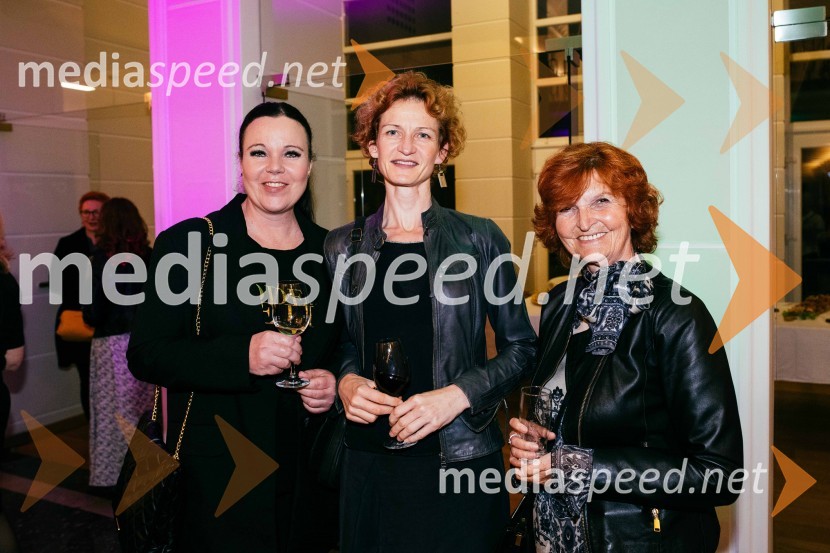  ... ;  ... ;  Branka Aleš, nekdanja računovodkinja SLG CeljeTega okusa še niste poskusili, premiera v SLG Celje