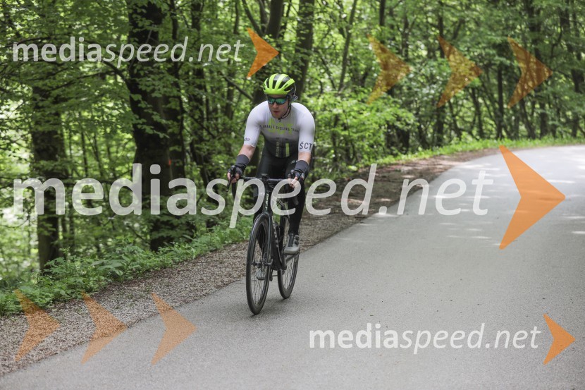 2. Bobrovo bicikliranje in vzpon na Boč