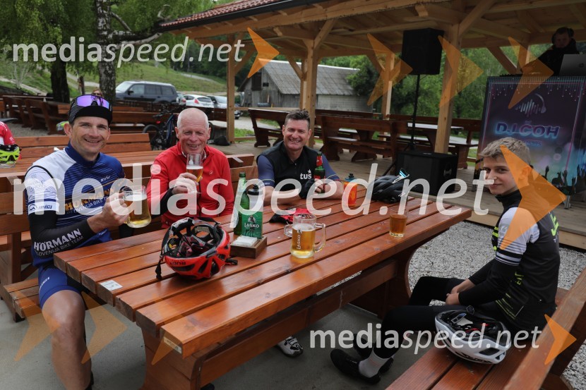 2. Bobrovo bicikliranje in vzpon na Boč