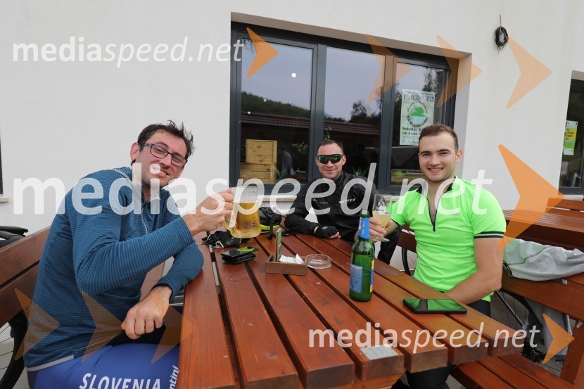 2. Bobrovo bicikliranje in vzpon na Boč