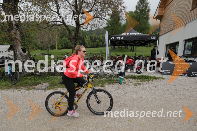 2. Bobrovo bicikliranje in vzpon na Boč