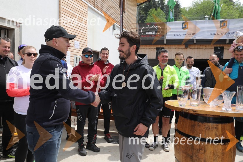 2. Bobrovo bicikliranje in vzpon na Boč