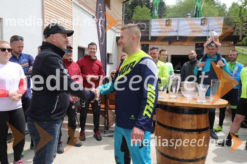 2. Bobrovo bicikliranje in vzpon na Boč