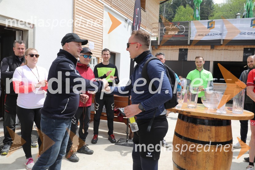 2. Bobrovo bicikliranje in vzpon na Boč