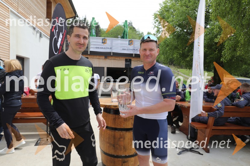 2. Bobrovo bicikliranje in vzpon na Boč