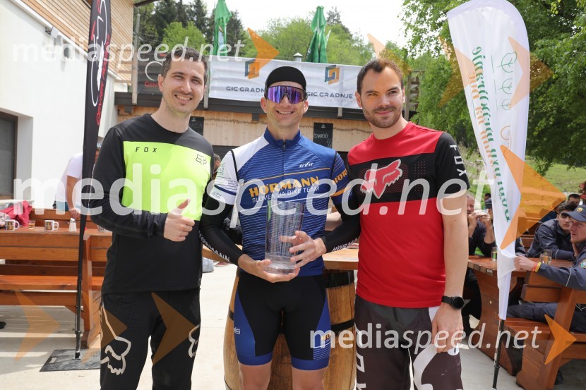 2. Bobrovo bicikliranje in vzpon na Boč