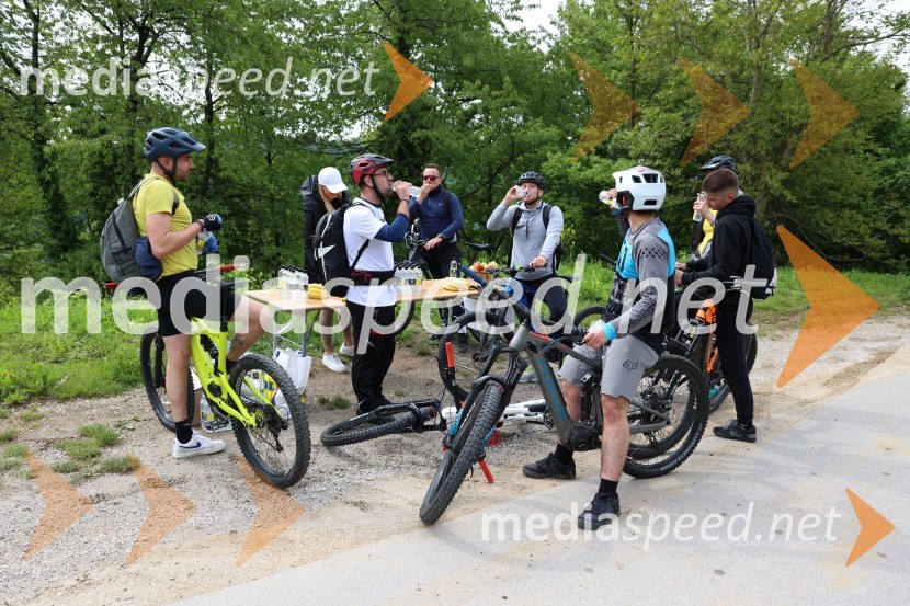 2. Bobrovo bicikliranje in vzpon na Boč