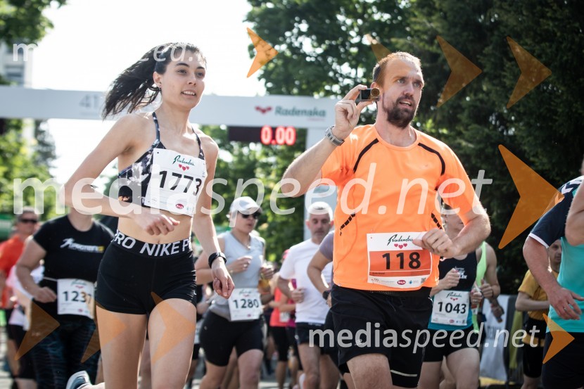  Julia Tutto, 3. mesto, polmaraton ženske skupno, 41. Maraton treh src;  Anže Kovač41. Maraton treh src