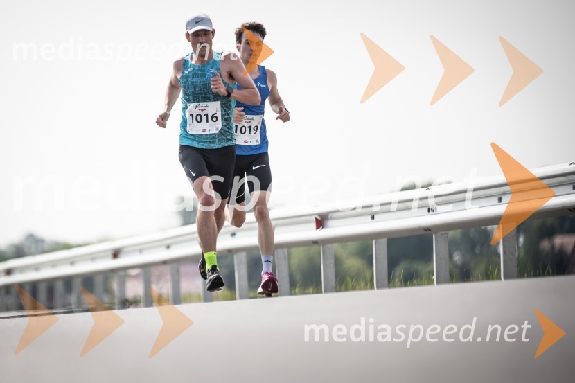  Blaž Orešnik;  Jakob Medved41. Maraton treh src