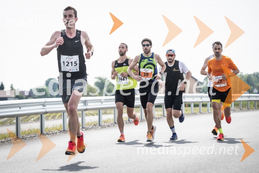  Simon Cof;  Luka Jakuš Mejarec;  ... ;  ... ;  ... 41. Maraton treh src