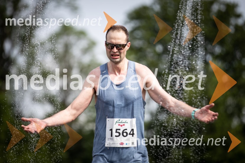  Jan Mavrin, Bisnode d.o.o.41. Maraton treh src