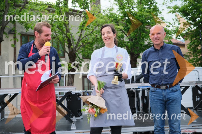  Iztok Gustinčič, radijski voditelj, glasbenik;  Julijana Krapež, finalistka šova Gostilna išče šefa;  ... Pašta Fešta - največji festival testenin