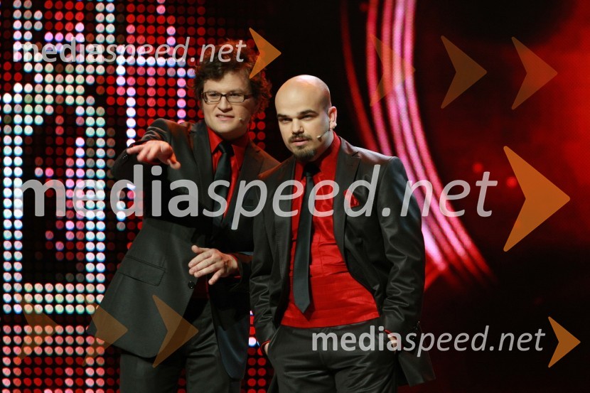 Voditelja Igor Karas in Jure Bračič (Slon in Sadež)Viktorji 2008, dogajanje na odru in v dvorani