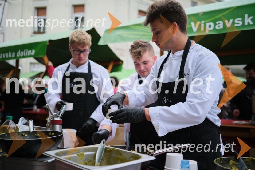  ... ;  Matija Cotič;  ... Pašta Fešta - največji festival testenin