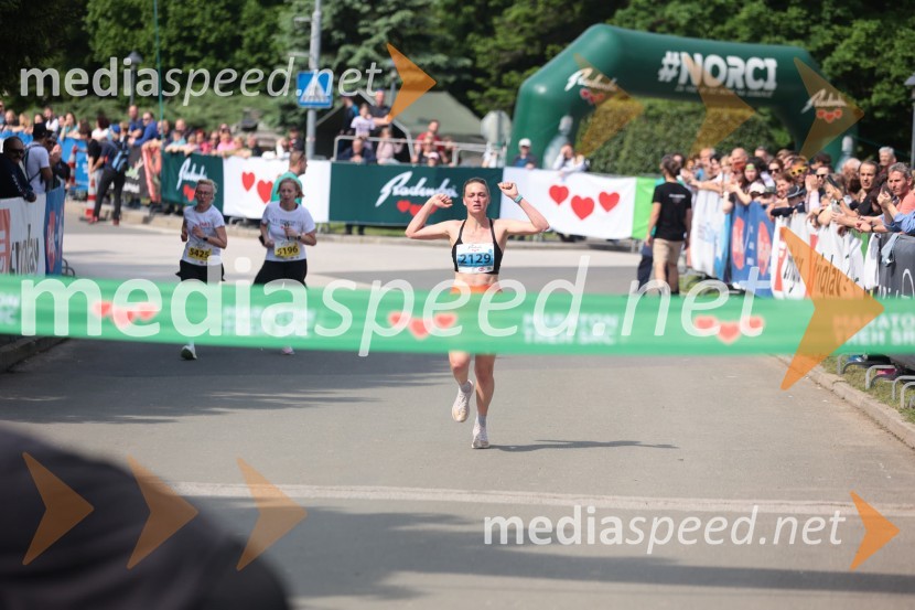 Breda Škedelj, 1. mesto tek na 10 km ženske, 41. Maraton treh src41. Maraton treh src