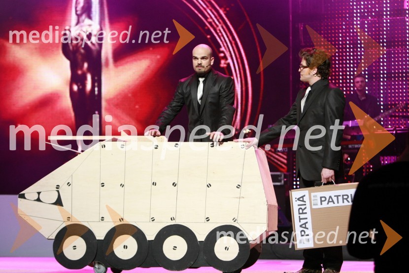 Voditelja Jure Bračič in Igor Karas (Slon in Sadež)Viktorji 2008, dogajanje na odru in v dvorani