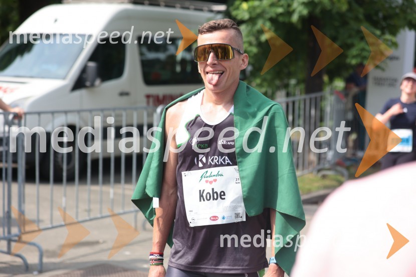  Primož Kobe, 1. mesto polmaraton, 41. Maraton treh src41. Maraton treh src