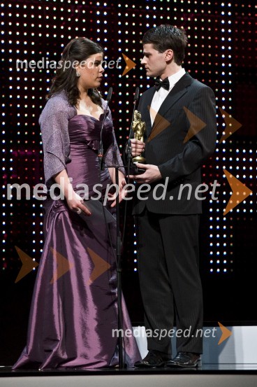 Ana Marija Mitič, igralka in voditeljica ter Jure Godler, imitatorViktorji 2008, dogajanje na odru in v dvorani