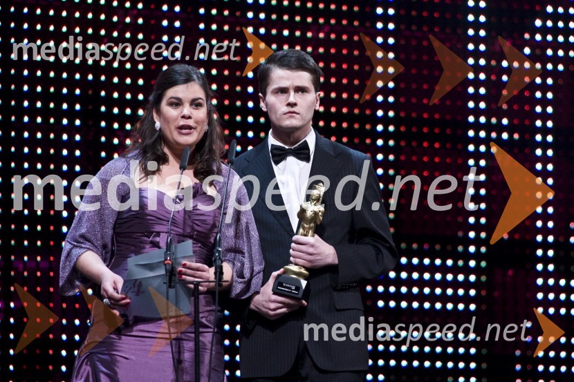 Ana Marija Mitič, igralka in voditeljica ter Jure Godler, imitatorViktorji 2008, dogajanje na odru in v dvorani