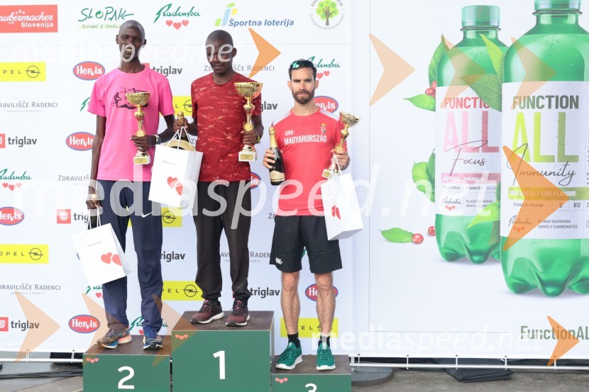  Mathew Kiptanui Kibet , 2. mesto, Maraton- Moški skupno, 41. Maraton treh src;  Laban Cheruiyot, 1. mesto, Maraton - Moški skupno, 41. Maraton treh src;  Gáspár Csere, 3. mesto, Maraton - Moški skupno, 41. Maraton treh src41. Maraton treh src