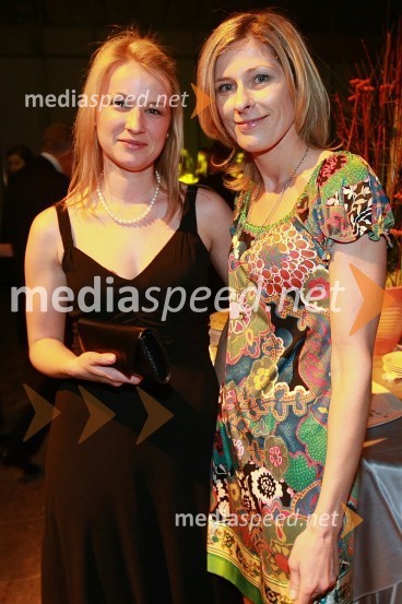 Katja Božič, novinarka revije Jana, in Andreja Comino, novinarkaViktorji 2008, zaključna zabava na Gospodarskem razstavišču