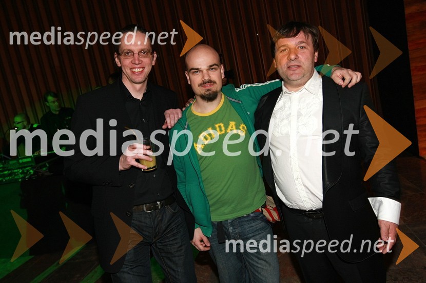 Marko Naberšnik, režiser, Jure Bračič, voditelj prireditve ter član skupine Slon in Sadež in Bojan Emeršič, igralecViktorji 2008, zaključna zabava na Gospodarskem razstavišču