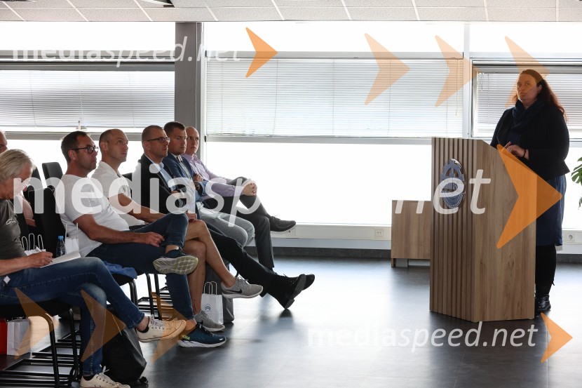  Polona Gruden, C Automobil ImportNovi Citroën AMI, predstavitev