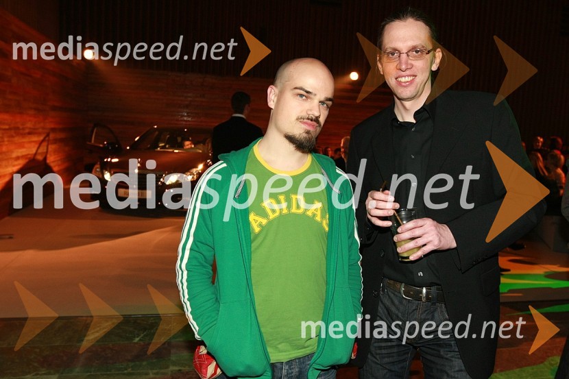 Jure Bračič, voditelj prireditve ter član skupine Slon in Sadež  ter Marko Naberšnik, režiserViktorji 2008, zaključna zabava na Gospodarskem razstavišču