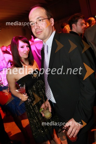 Alma Brdžanovič, manekenka in lastnica agencije Alma in Leo Oblak, predsednik uprave Infonet Media d.d.Viktorji 2008, zaključna zabava na Gospodarskem razstavišču