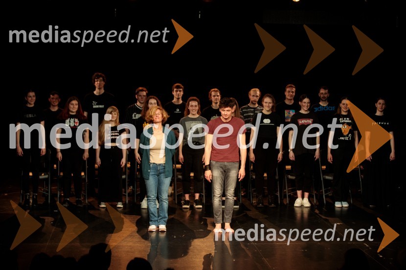  Polona Janežič, glasbenica;  Primož Bezjak, igralec, plesalecPoslednji kanček fikcije, premiera v SMG Ljubljana