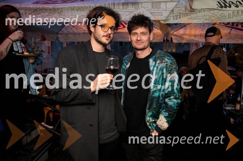  Jan Krmelj, režiser;  Primož Bezjak, igralec, plesalecPoslednji kanček fikcije, premiera v SMG Ljubljana